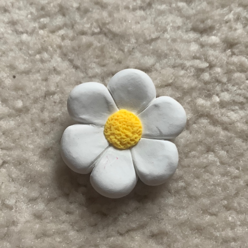 Clay flower magnet